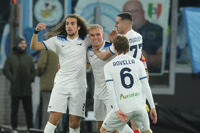 关于热血对决！足球联赛赛场战火激烈的信息