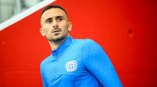 包含勒沃库森队中场球员状态回升，或将成为关键人物的词条