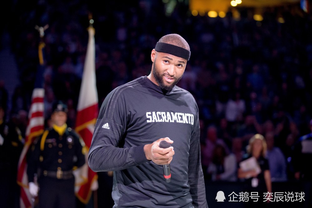 关于考辛斯投篮命中他们宣布预备役合同签署的信息 关于考辛斯投篮命中他们宣布预备役合同签署的信息